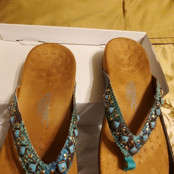 Sandals - Picture 2 of 4
